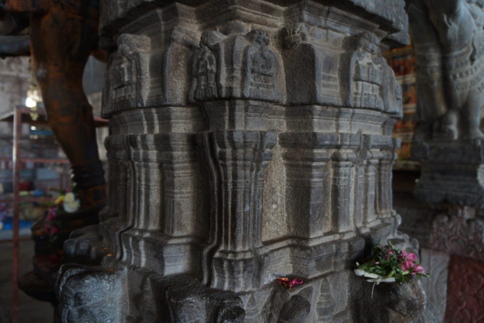 Pillars at Aavudaiyar Kovil
