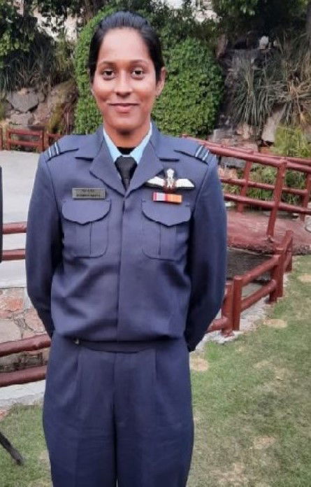 DeshKiBeti Bhawana Kanth to become the First Woman Fighter Pilot