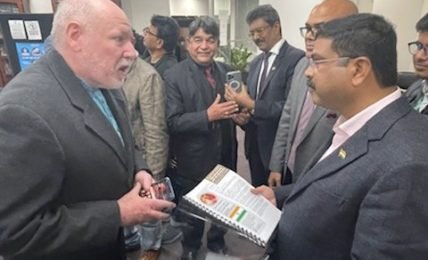India's Education Minister Dharmendra Pradhan received a petition to pilot Podometic Bharatiya Maths with 9,417 signatures